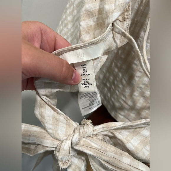Tan and white tie backless H&M top - Picture 2 of 4